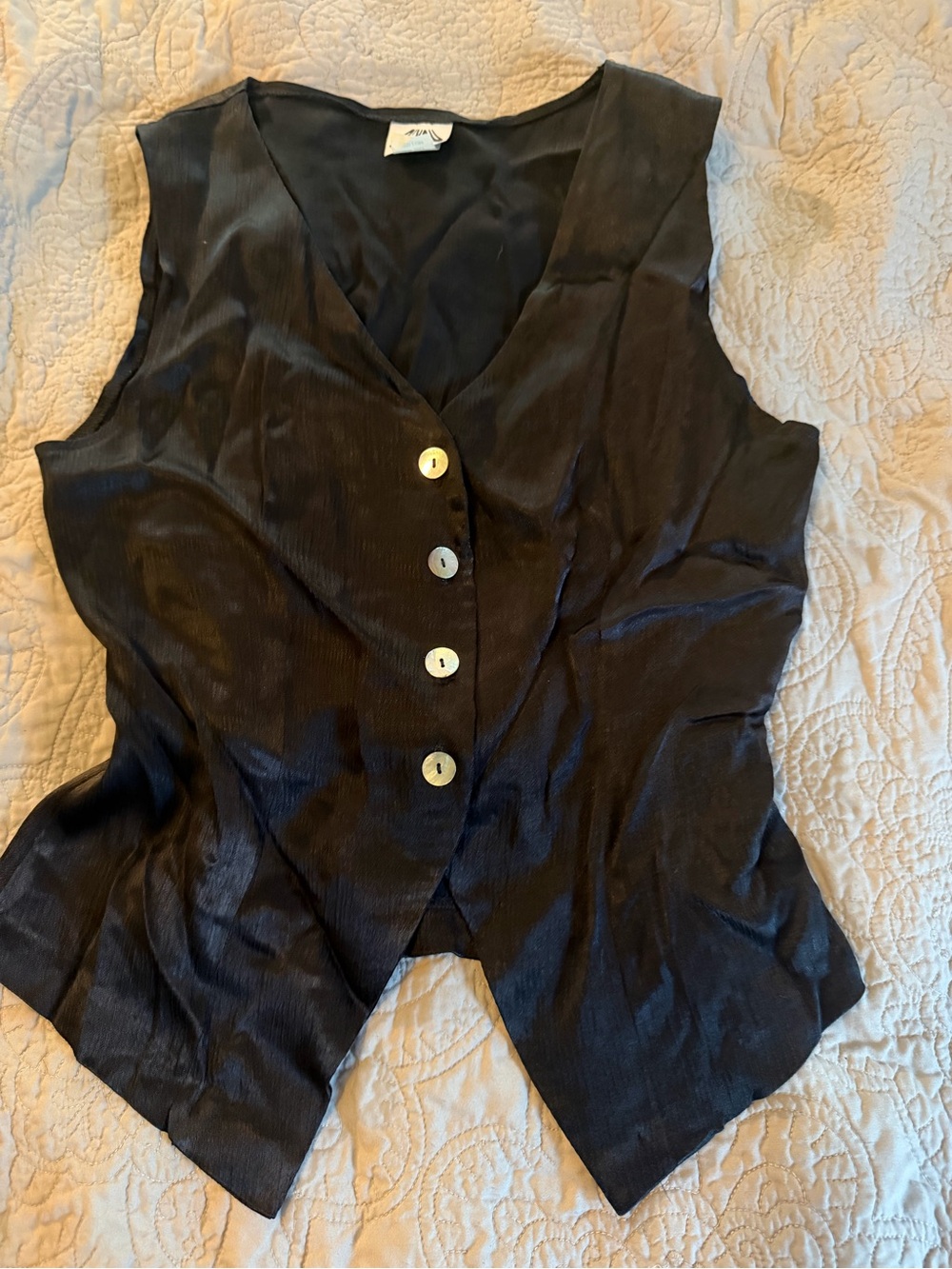 90s vintage B’You Black Button-Front Women's Vest